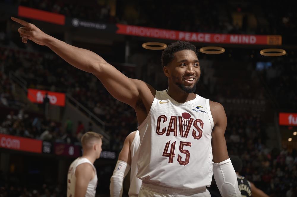 致力于加强 致力于加强