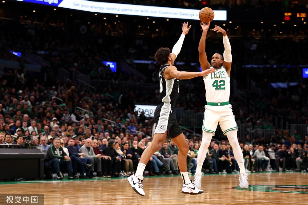 会上抛出 会上抛出