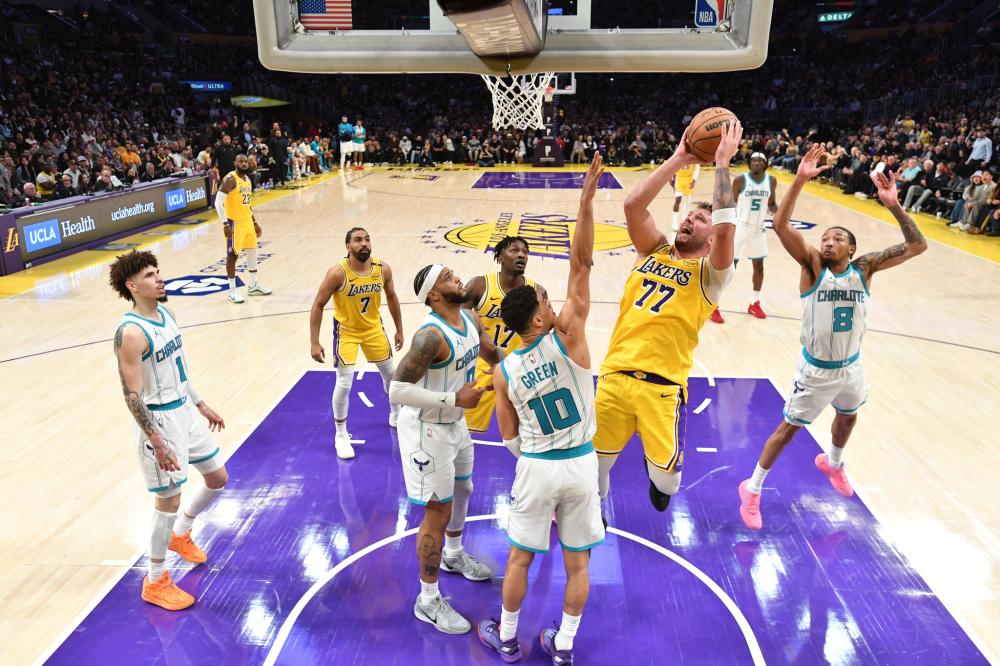 力在队伍中 力在队伍中