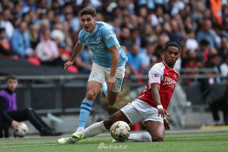 变得更加立 变得更加立